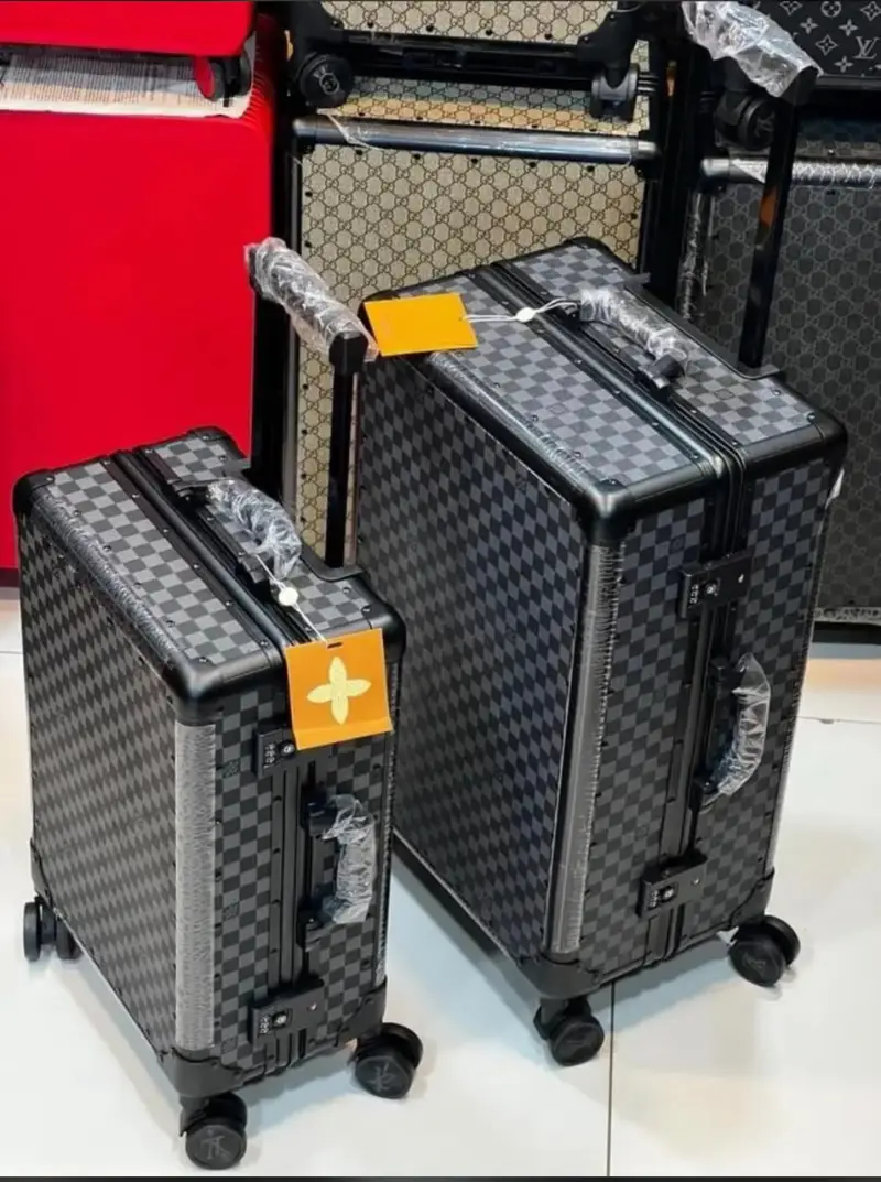 Ensemble de valises rigides Damier Noir – Voyage Premium