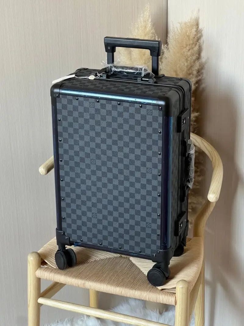 Valise Rigide Damier Noir – Structure Renforcée Premium